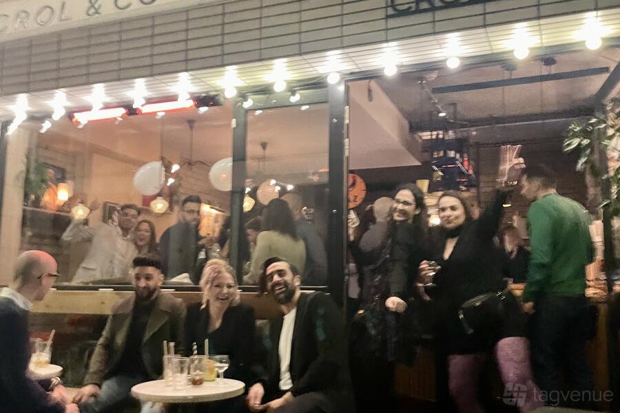 Bar at Crol and Co London Bridge in Newington, London