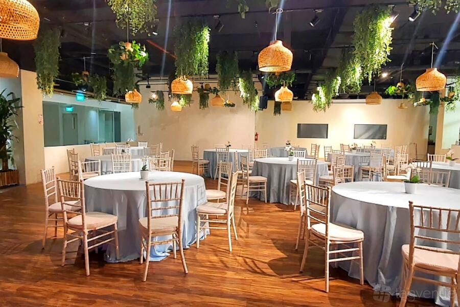 PEN & INC, Cafe One-North at THE LEGACY, One-North in Singapore